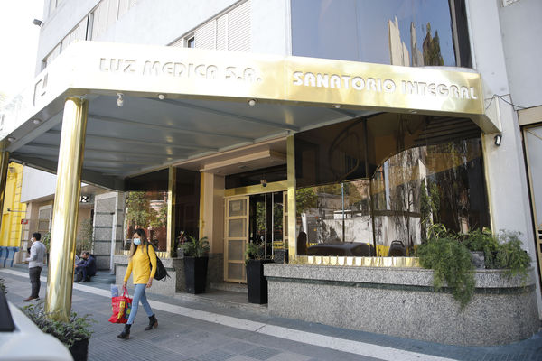 Tucuman 31 /8 SANATORIO LUZ MEDICA DONDE MURIO UN MEDICO POR UN